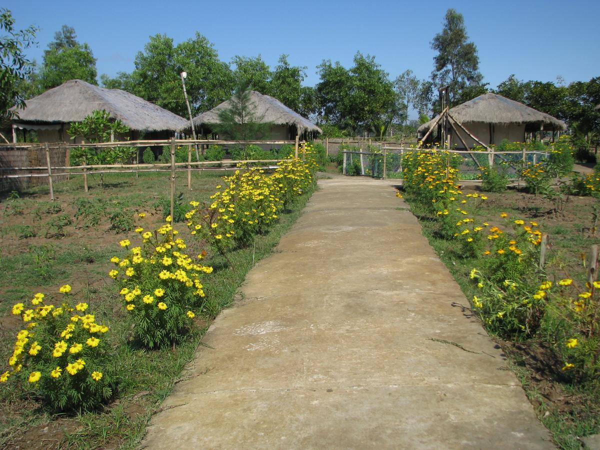 Estuarine Village Resort Sātabhāya الغرفة الصورة